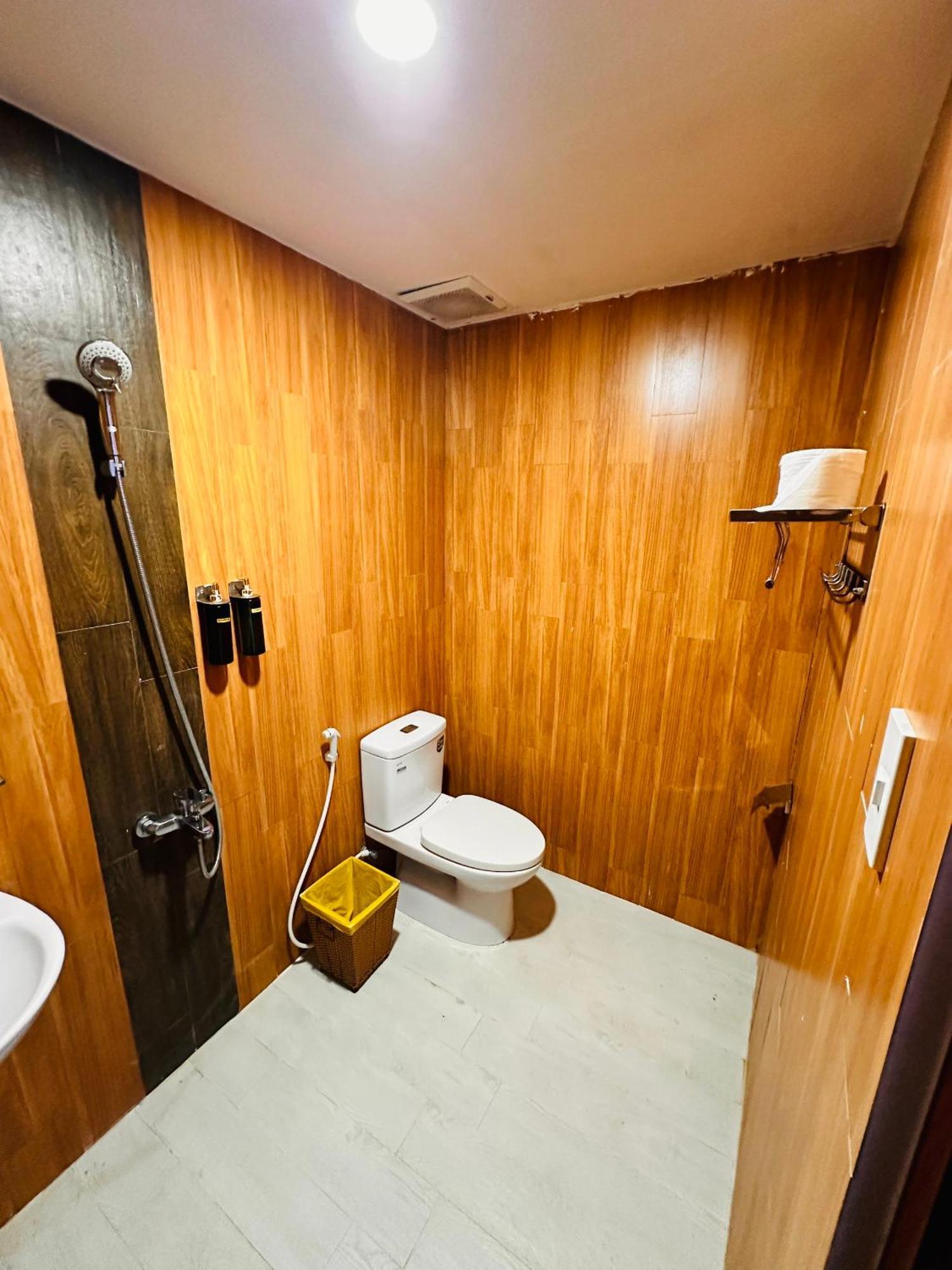 Bungalow Hotel Chi Khu Co Ong 外观 照片