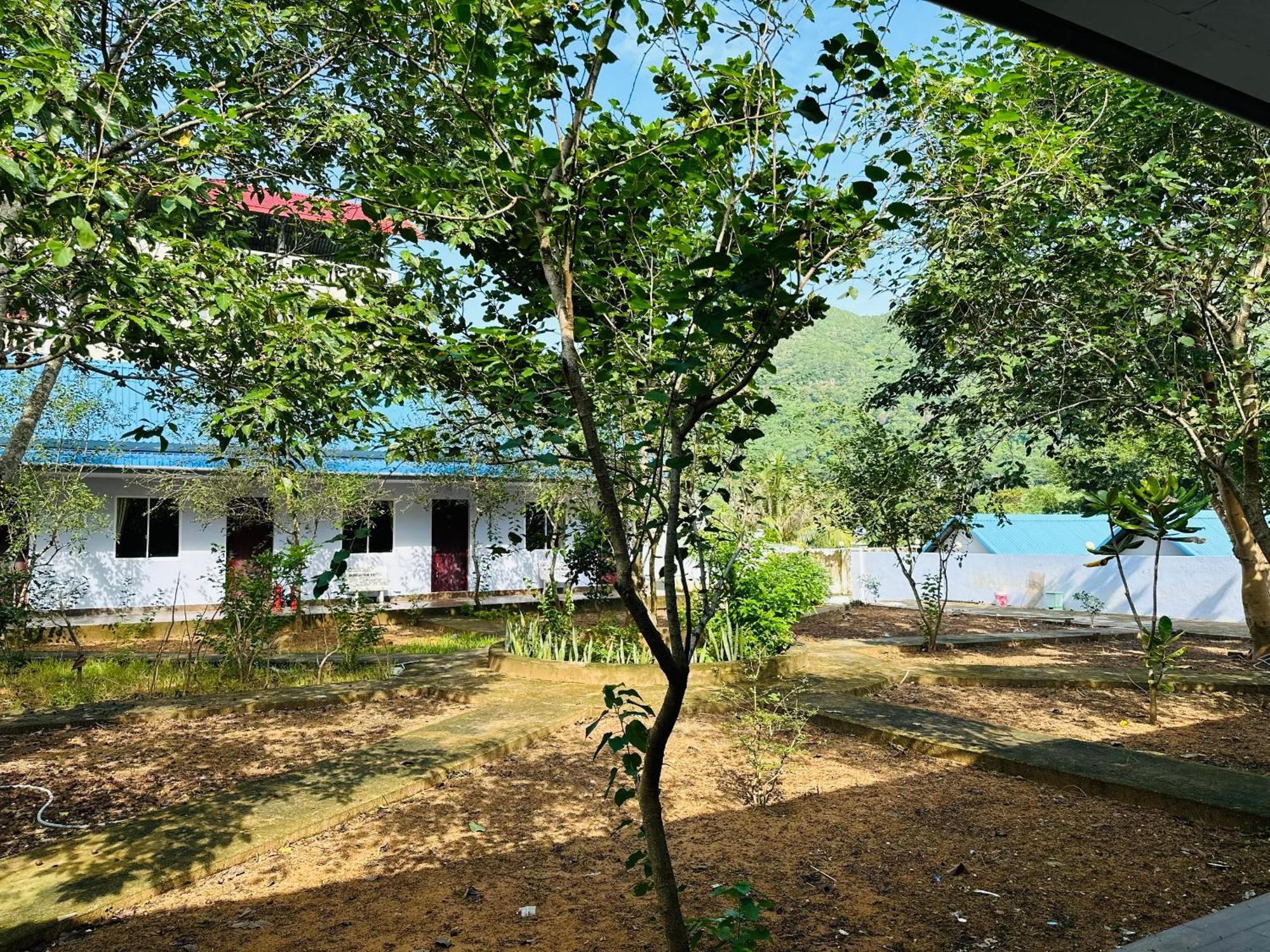 Bungalow Hotel Chi Khu Co Ong 外观 照片