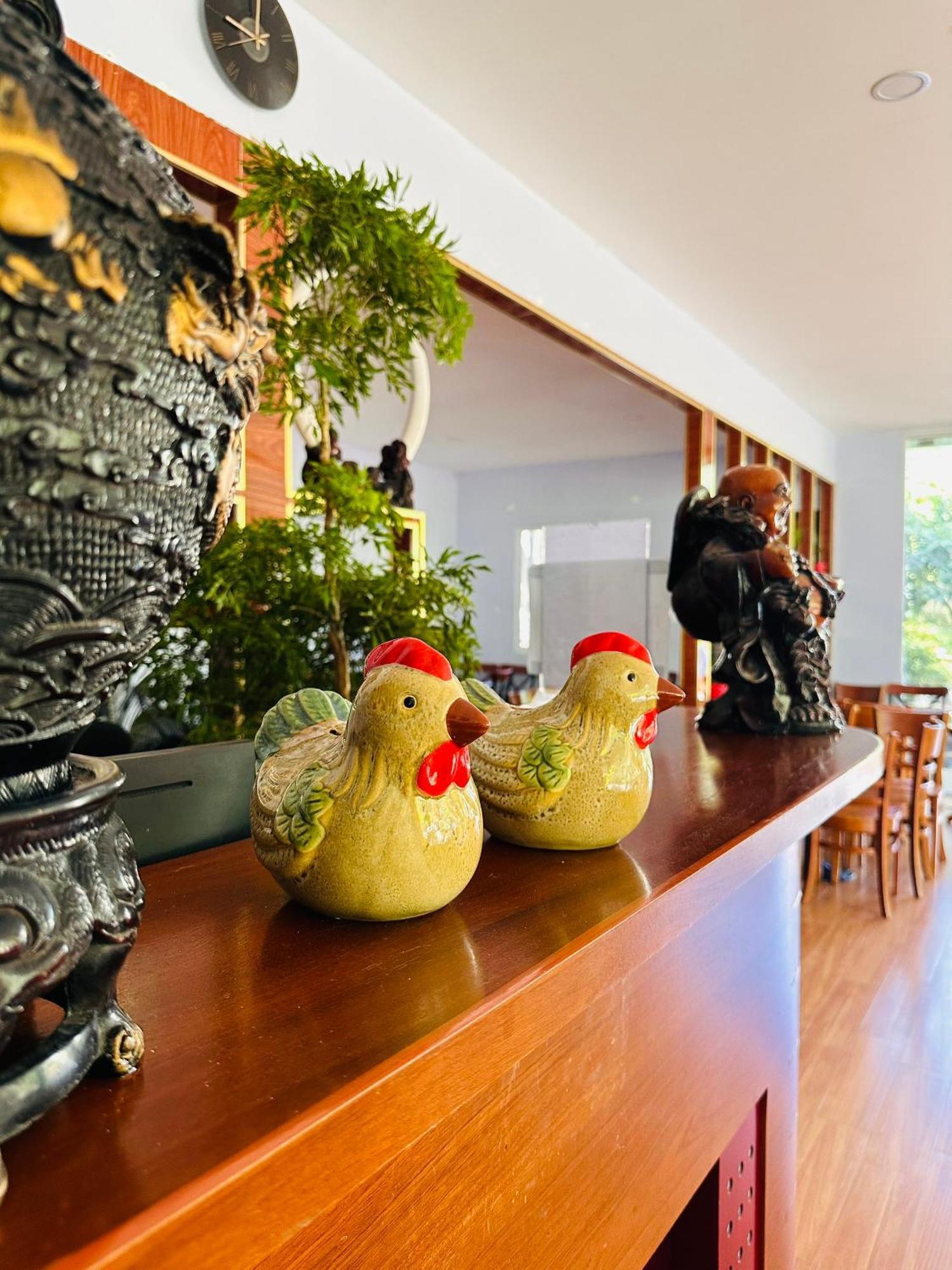 Bungalow Hotel Chi Khu Co Ong 外观 照片