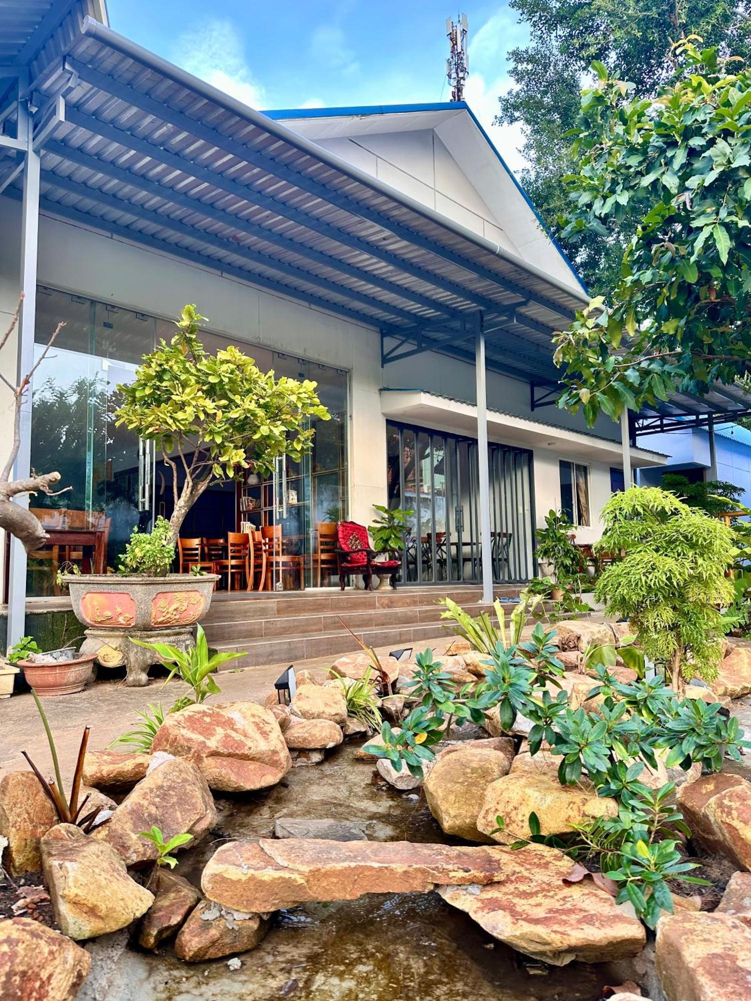 Bungalow Hotel Chi Khu Co Ong 外观 照片