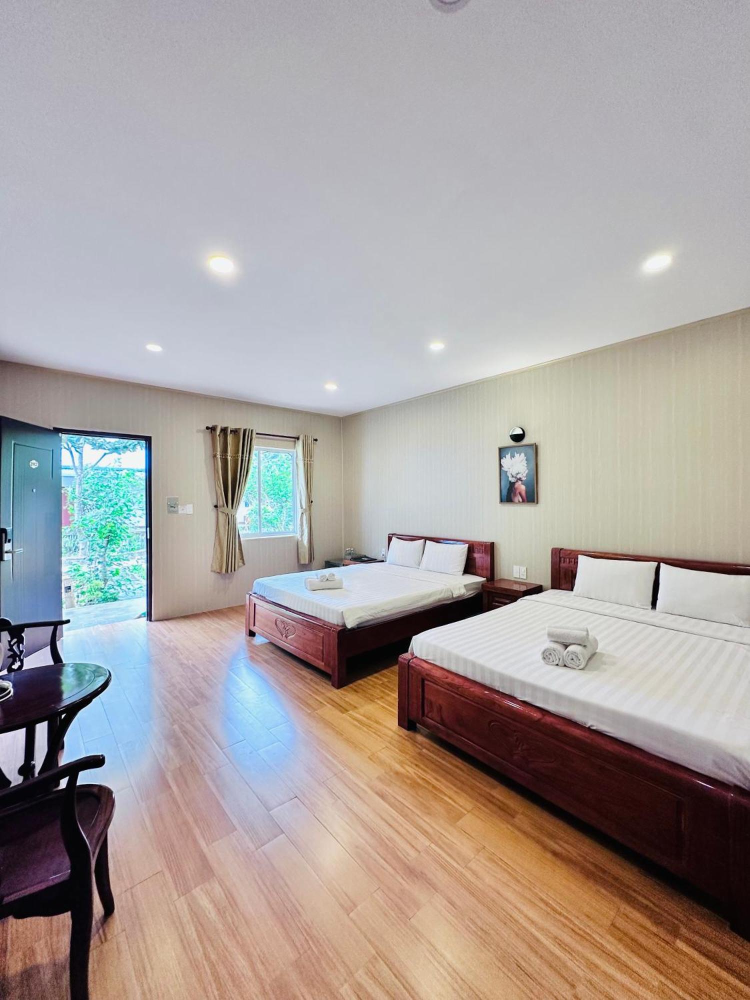 Bungalow Hotel Chi Khu Co Ong 外观 照片