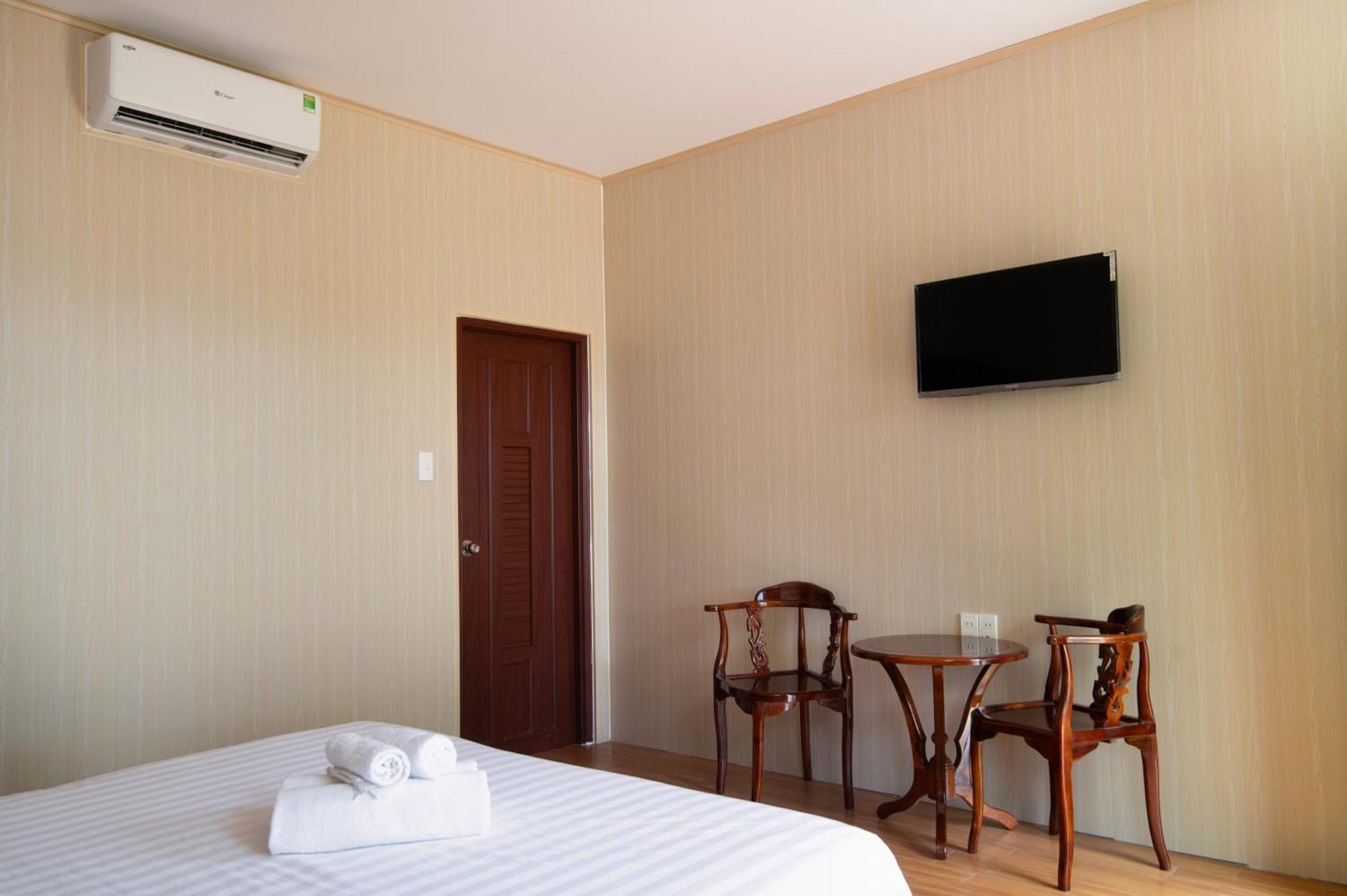Bungalow Hotel Chi Khu Co Ong 外观 照片