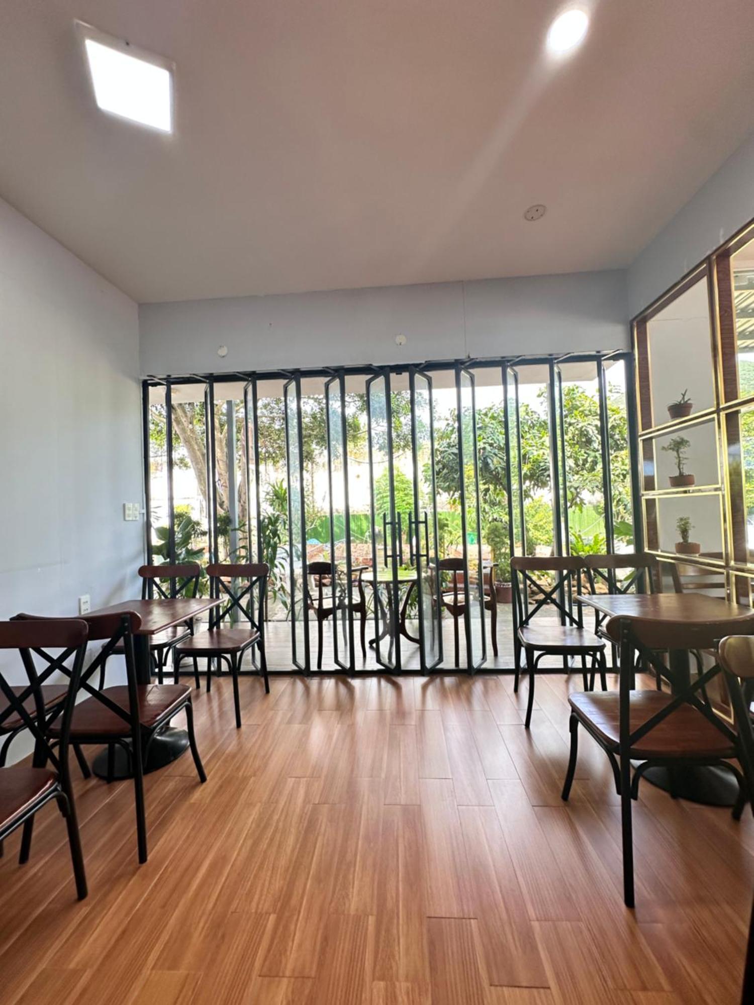 Bungalow Hotel Chi Khu Co Ong 外观 照片