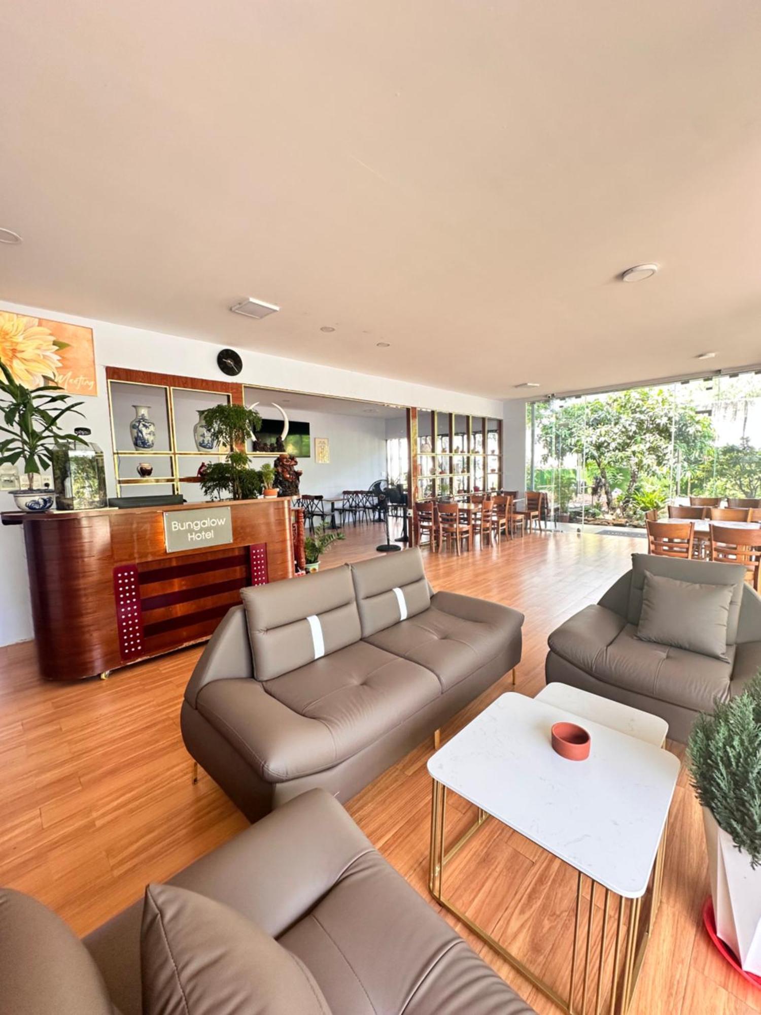 Bungalow Hotel Chi Khu Co Ong 外观 照片